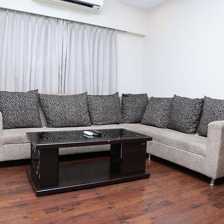 Kc Manor Hotell Jamshedpur Eksteriør bilde