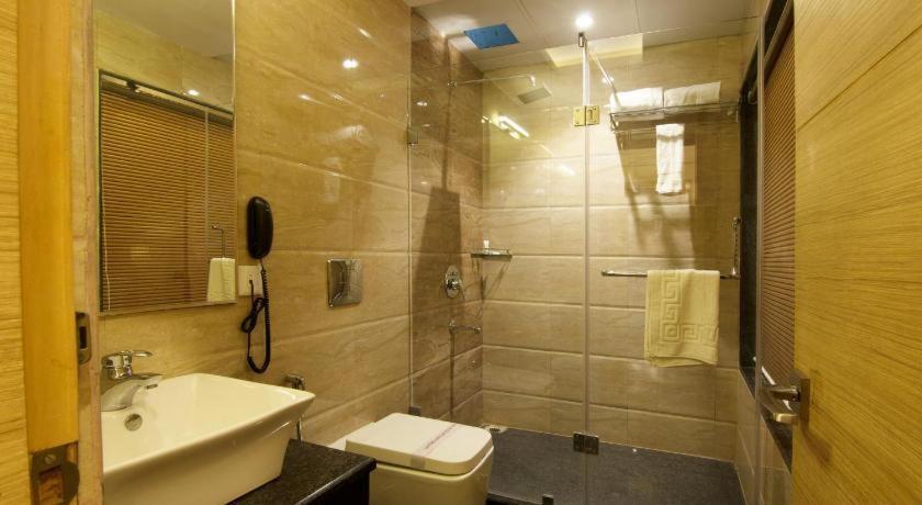 Kc Manor Hotell Jamshedpur Eksteriør bilde