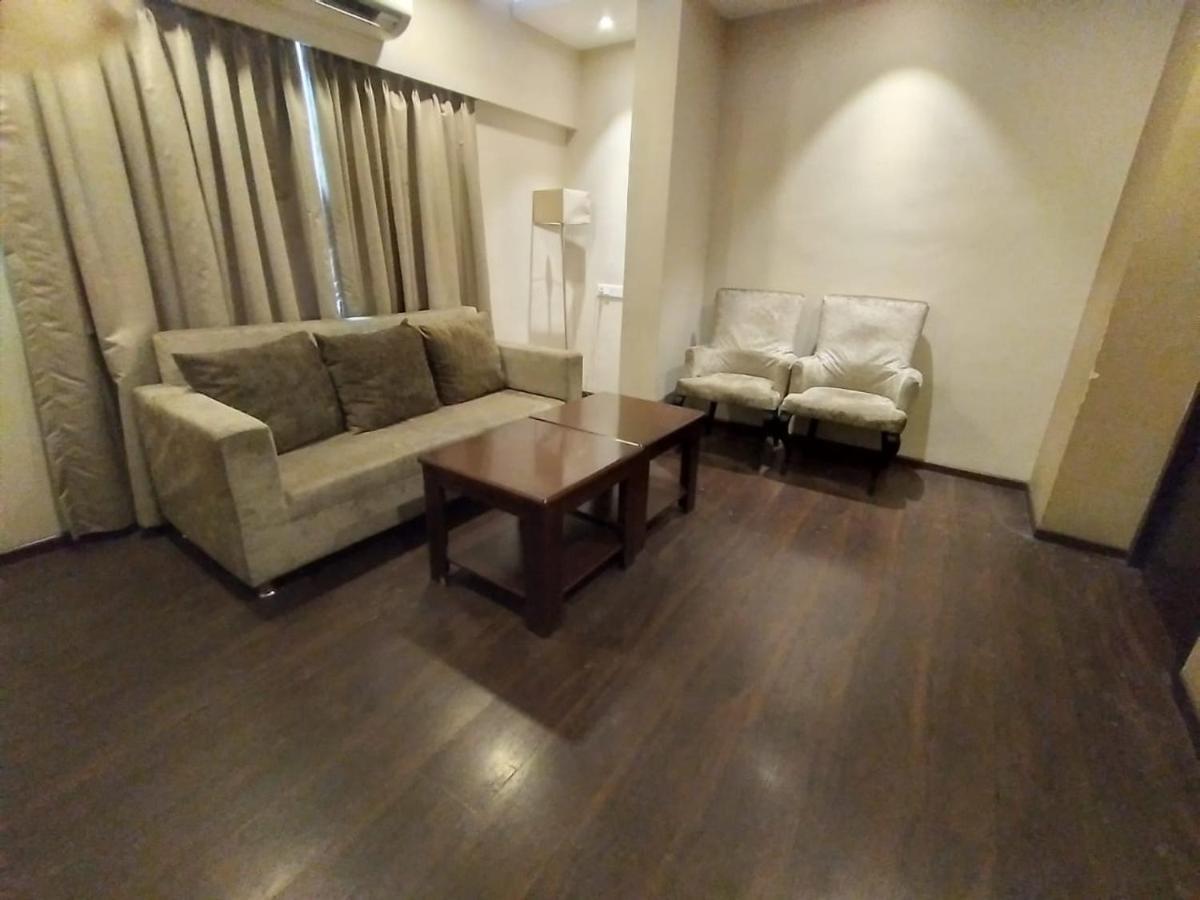 Kc Manor Hotell Jamshedpur Eksteriør bilde